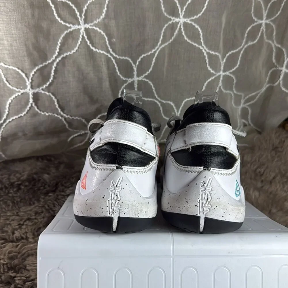 (B) Nike Zoom Freak 2 Denim Shoes, Size 6.5 Y Big Kid